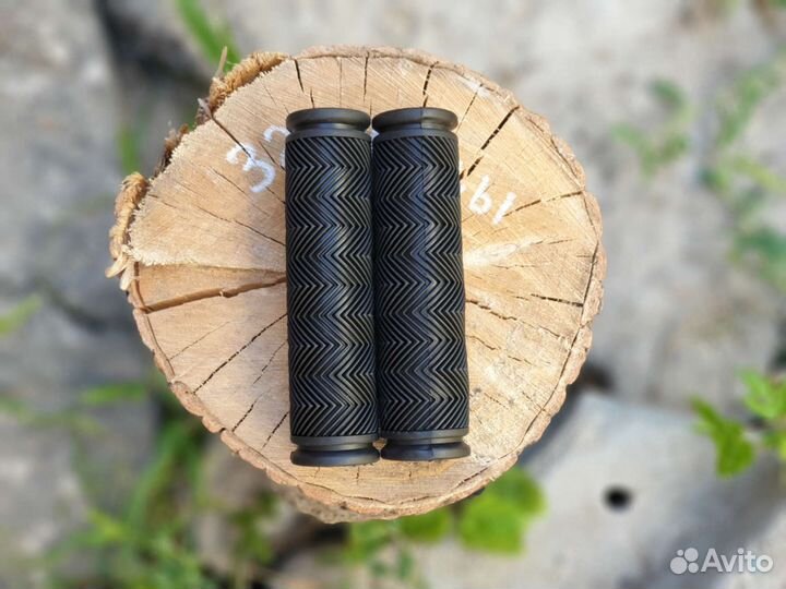 Грипсы на руль велосипеда