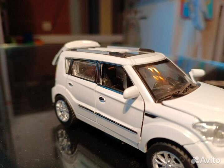 Модель автомобиля Kia Soul. Масштаб 1/43