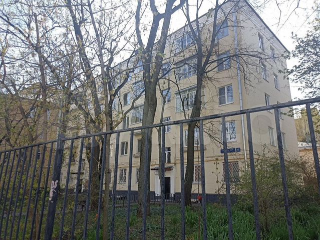 Продается коммерческая, 68.8 кв.м., 1/5 эт