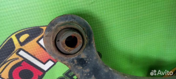 Рычаг задний Toyota Avensis t250