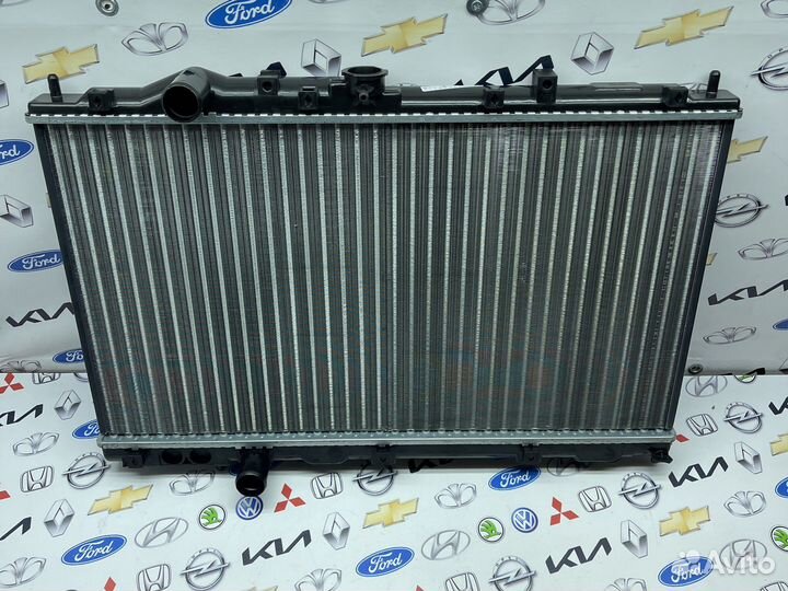 Радиатор охлаждения Mitsubishi Colt 5/Lancer 7 MT