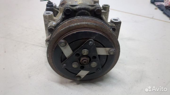 Компрессор кондиционера Volvo C30, 2010