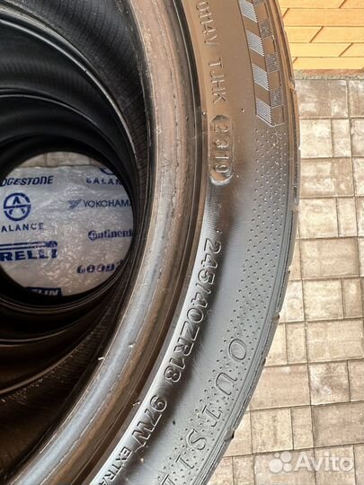 Habilead Headking S2000 245/40 R18
