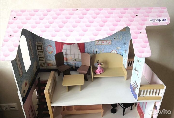 Домик кукольный 