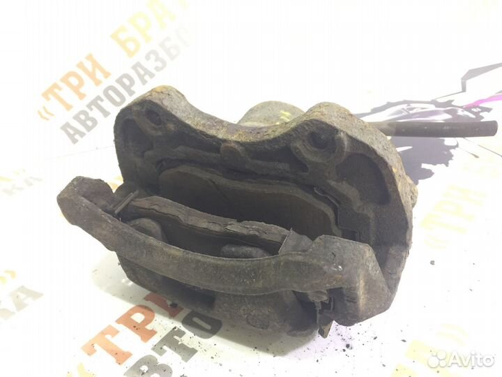 Ниссан Тиида Суппорт передний Прав