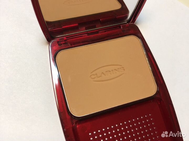 Пудра компактная Clarins