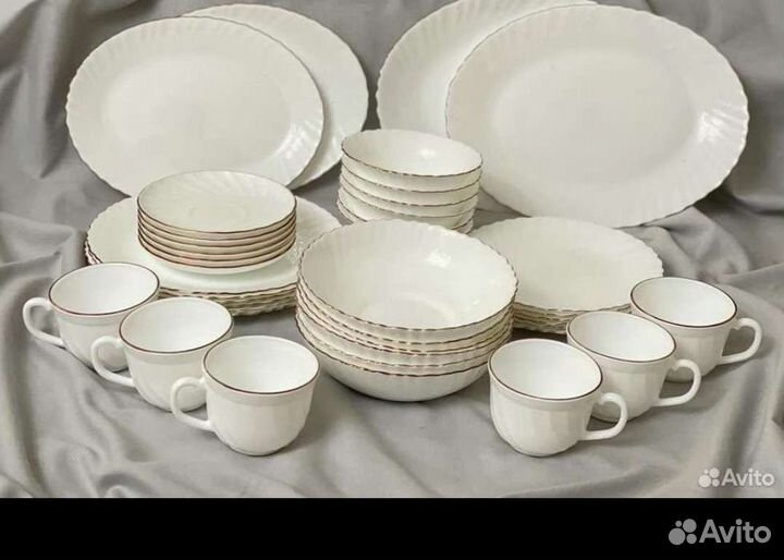 Набор столовой посуды