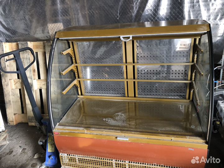Холодильные витрины кондитерские