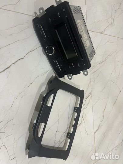 Штатный Магнитафон LADA X rey