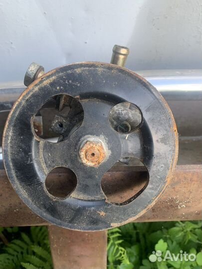 Infiniti QX-56 Насос гидроусилителя оригинал