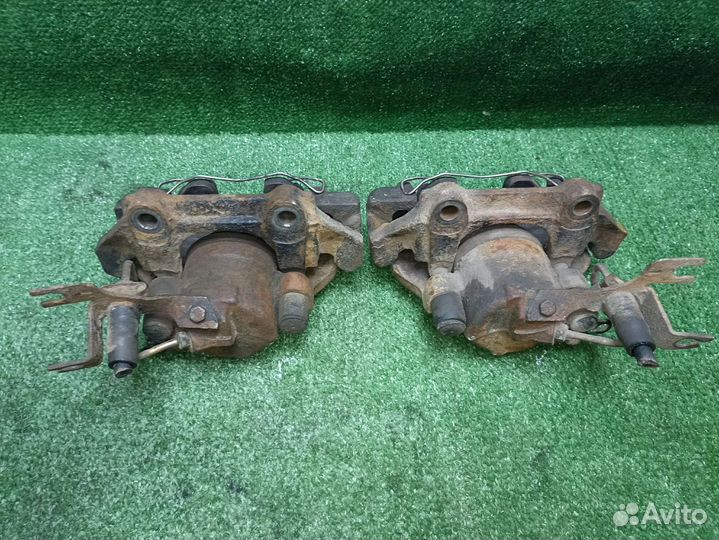 Передние суппорта Volkswagen passat B5