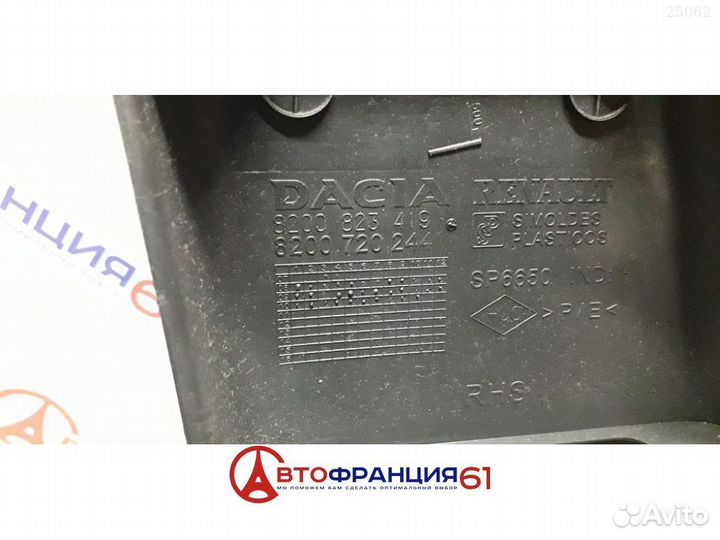 Обшивка центральной стойки, 8200823419 renault dus
