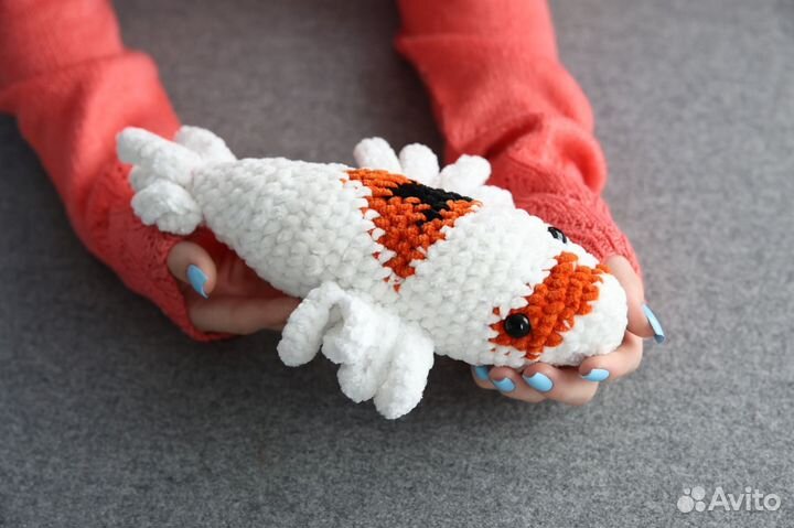 Вязаные игрушки ручной работы рыба Карп