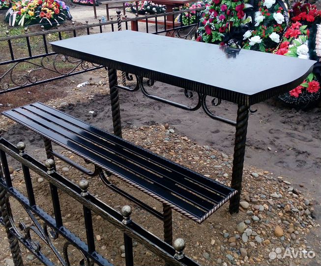 Столы и скамейки