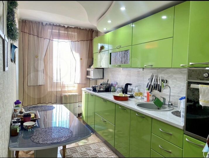 2-к. квартира, 60 м², 9/9 эт.