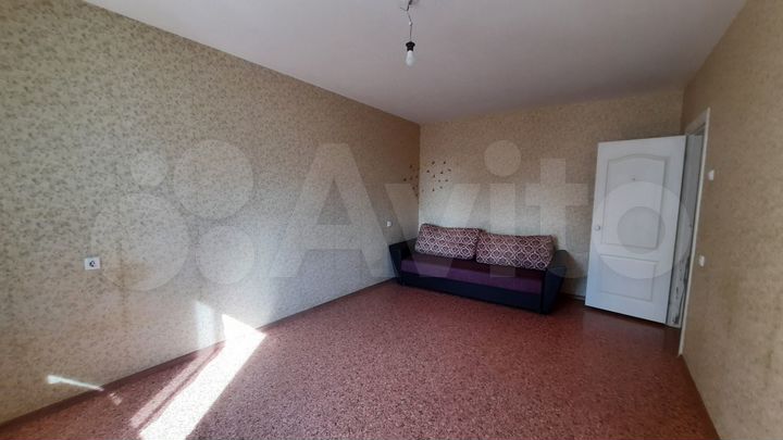 2-к. квартира, 55 м², 8/10 эт.