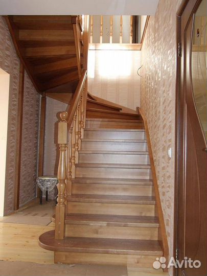 Деревянные лестницы в дом