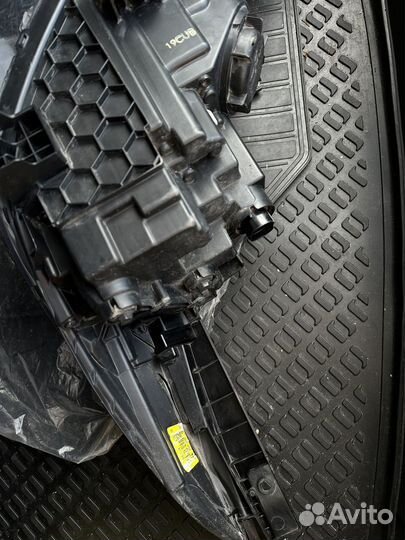 Фара передняя правая на hyundai solaris 2020