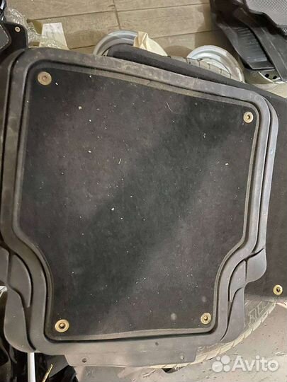 Универсальные резиновые коврики