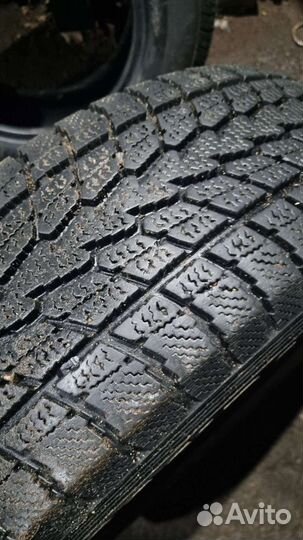 Toyo Winter Tranpath S1 215/65 R16 98Q