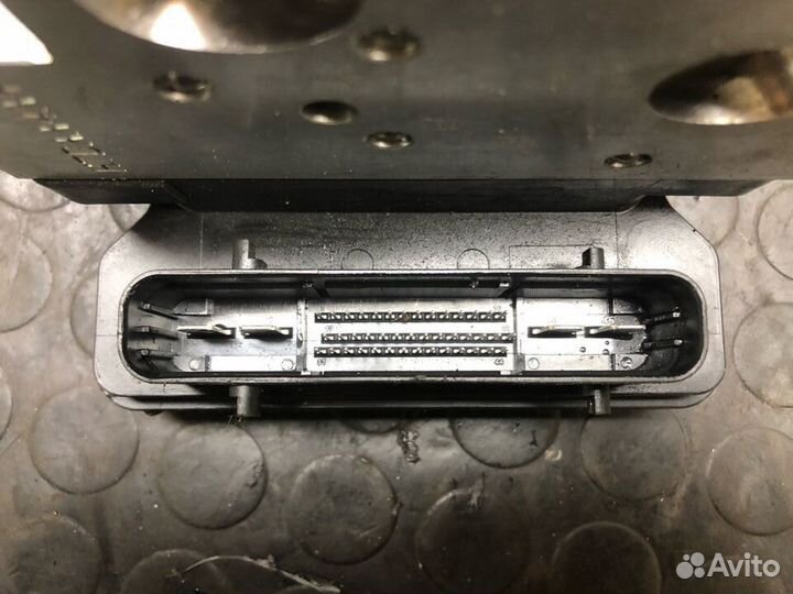 Блок ABS Hyundai Equus limousine 5.0