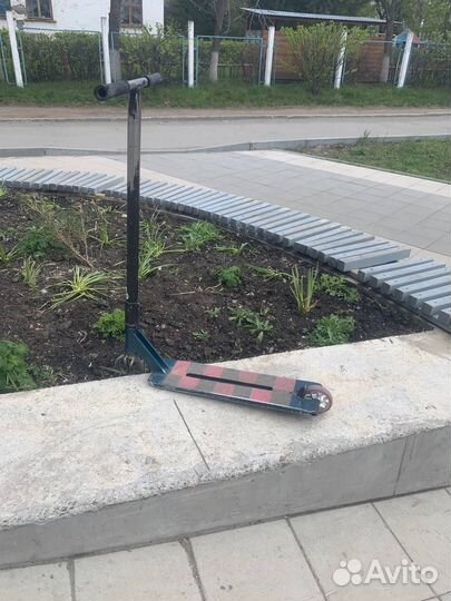 Трюковой самокат