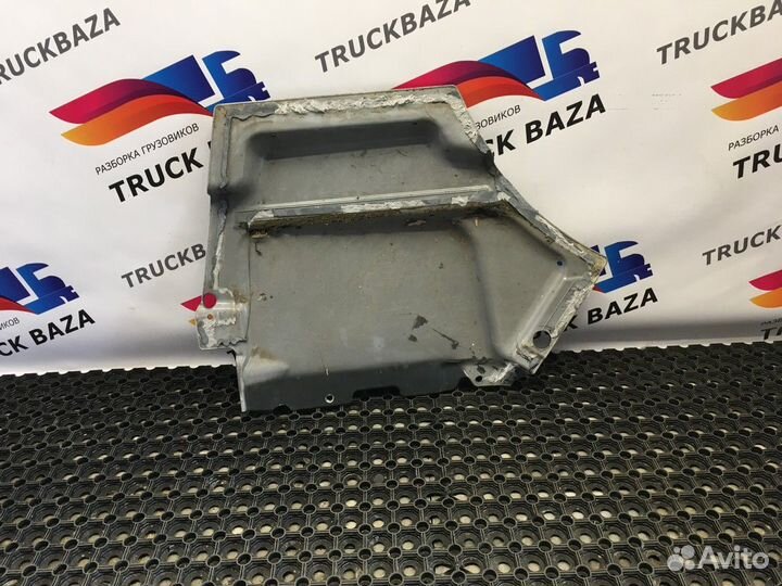 Накладка кабины правая Iveco Stralis