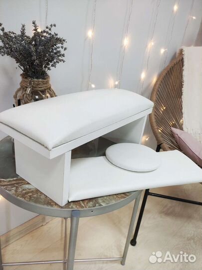 Подставка для маникюра