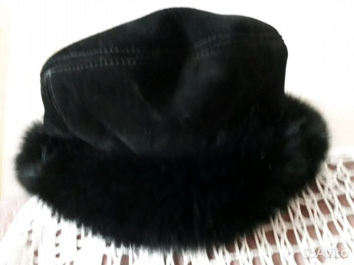 Шапки трикотажные и меховые