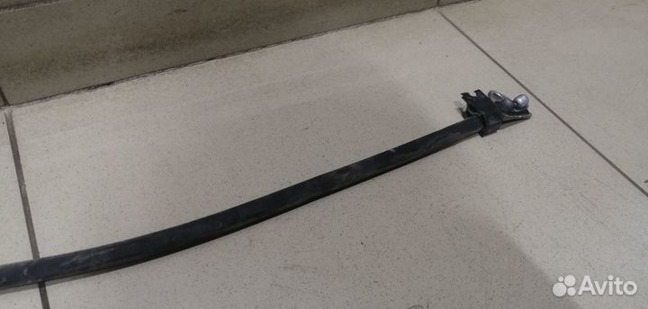 Трос стояночного тормоза левый Yaris 2005-2011