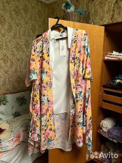 Блузка с накидкой