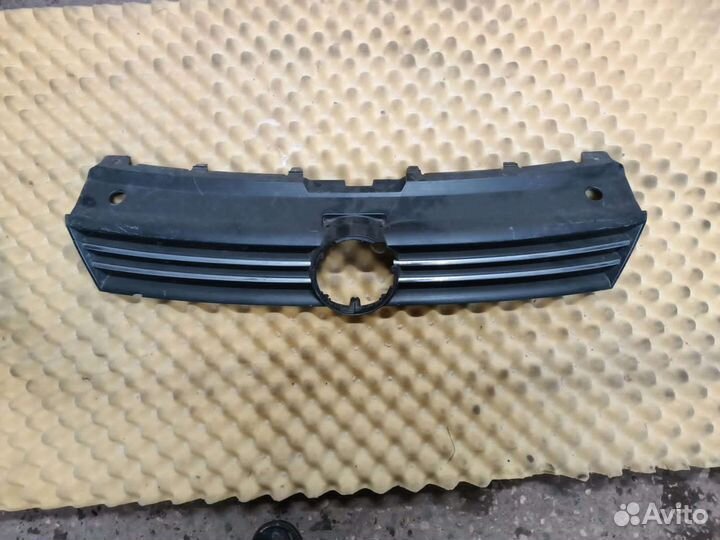 Решетка радиатора volkswagen polo седан