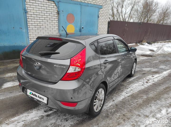 Hyundai Solaris 1.4 AT, 2011, 171 000 км