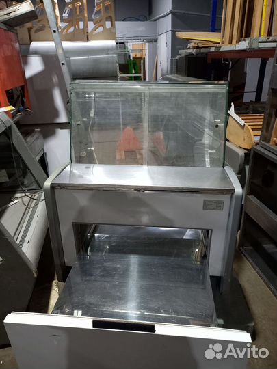 Холодильная витрина 
