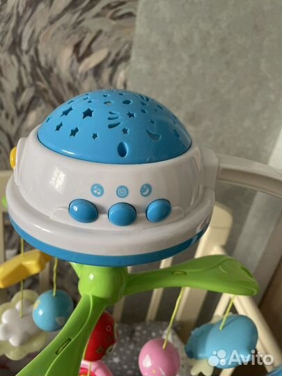 Мобиль на кроватку с проектором