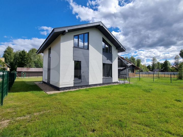 Дом 90 м² на участке 11 сот.