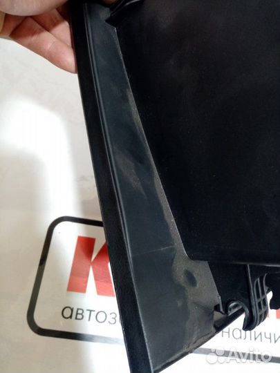 Бардачок Kia Rio 3