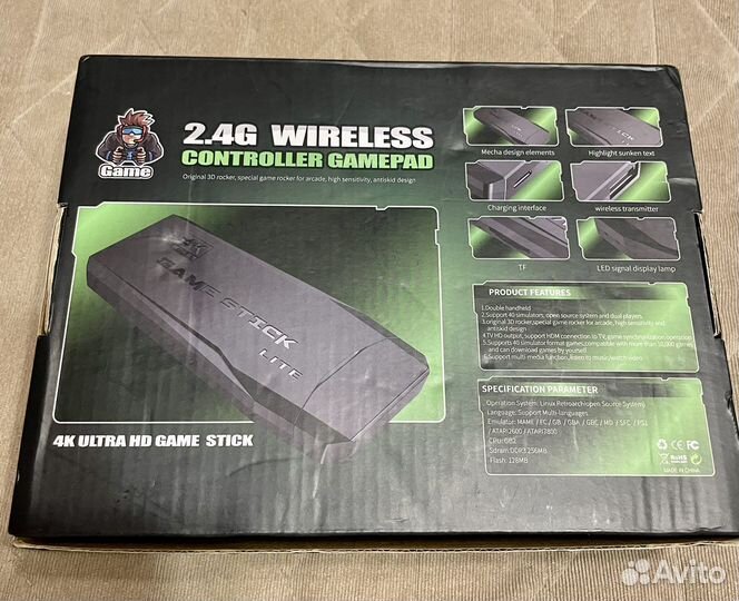 Новая портативная игровая приставка М8