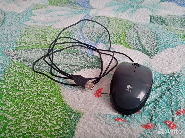 Компьютерная мышь Logitech M100