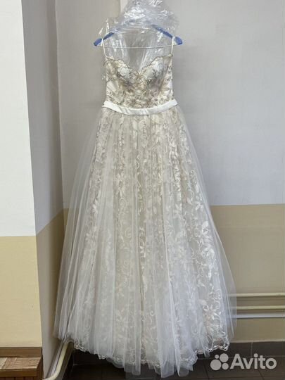 Свадебное платье 42 44 пышное