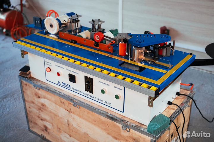 Кромкооблицовочный станок DM-110