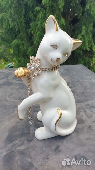 Статуэтка Кошка фарфор