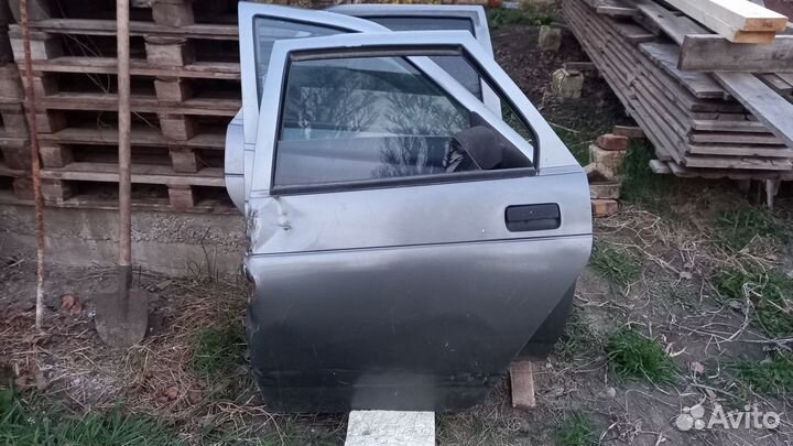 Двери на ваз 2110