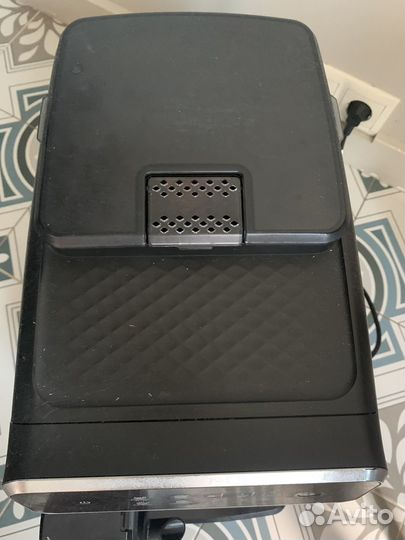 Кофемашина Philips EP2030 LatteGo