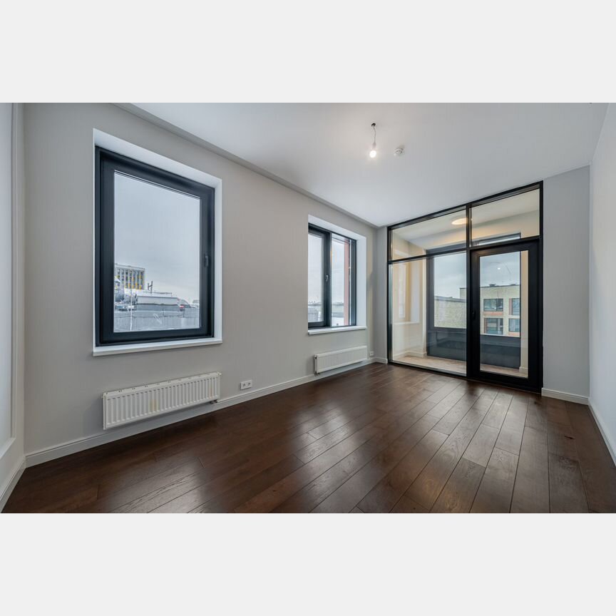 4-к. квартира, 132,7 м², 8/8 эт.