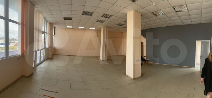 Помещение свободного назначения,магазин, стоматоло