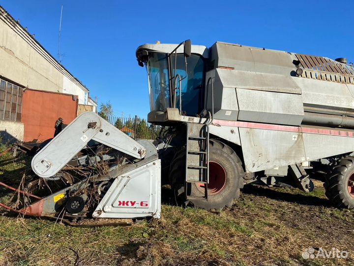 Комбайн Ростсельмаш Vector 410, 2004