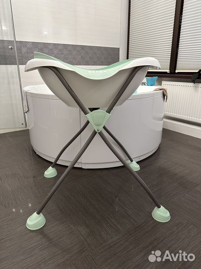 Пеленальный столик/ванночка для купания