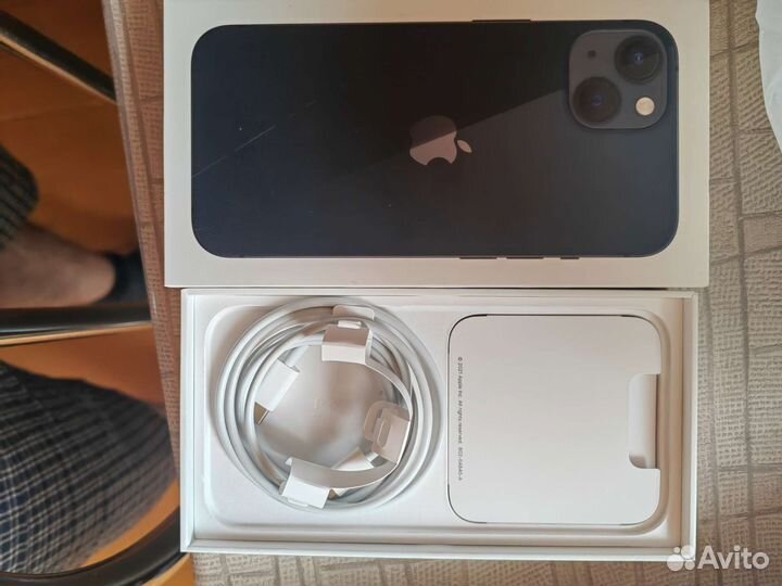 Телефон iPhone 13 128gb