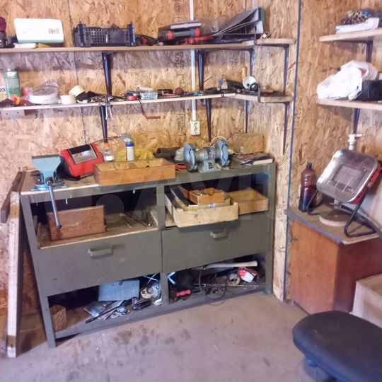 Гараж, > 30 м²